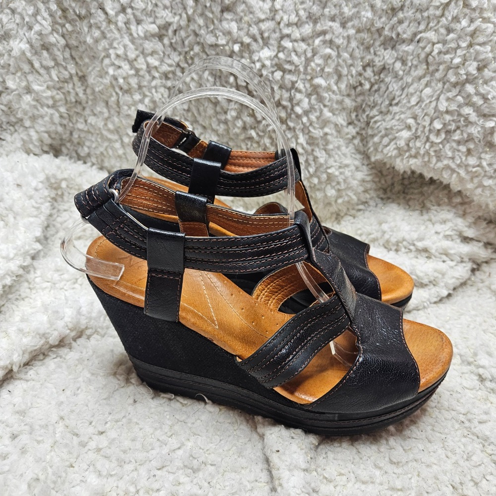 Naya Elise Black Leather Wedge Platform Sandals size 9 Wide